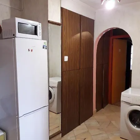 Budget-friendly 2br Near The Sea - Smart Layout For Privacy Daire *