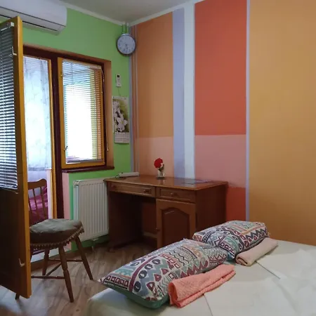 公寓 Budget-friendly 2br Near The Sea - Smart Layout For Privacy