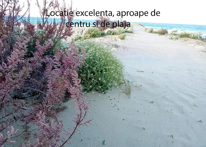 Budget-friendly 2br Near The Sea - Smart Layout For Privacy * Köstence